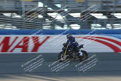 media/Nov-26-2022-Fastrack Riders (Sat) [[b001e85eef]]/Level 1/Session 1 Front Straight/